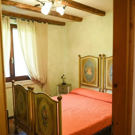 Semesterbostad Casale Esmeralda *