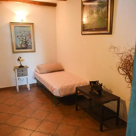 Casale Esmeralda بيت للعطل